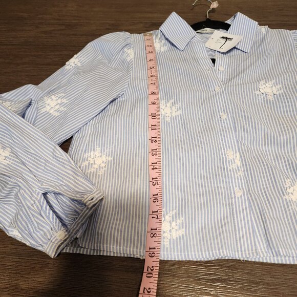 Mango Flower embroidered striped shirt NWT Size 2 Slight Discoloration - Picture 3 of 13